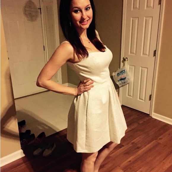 Guess sweetheart dress - Picture 3 of 11